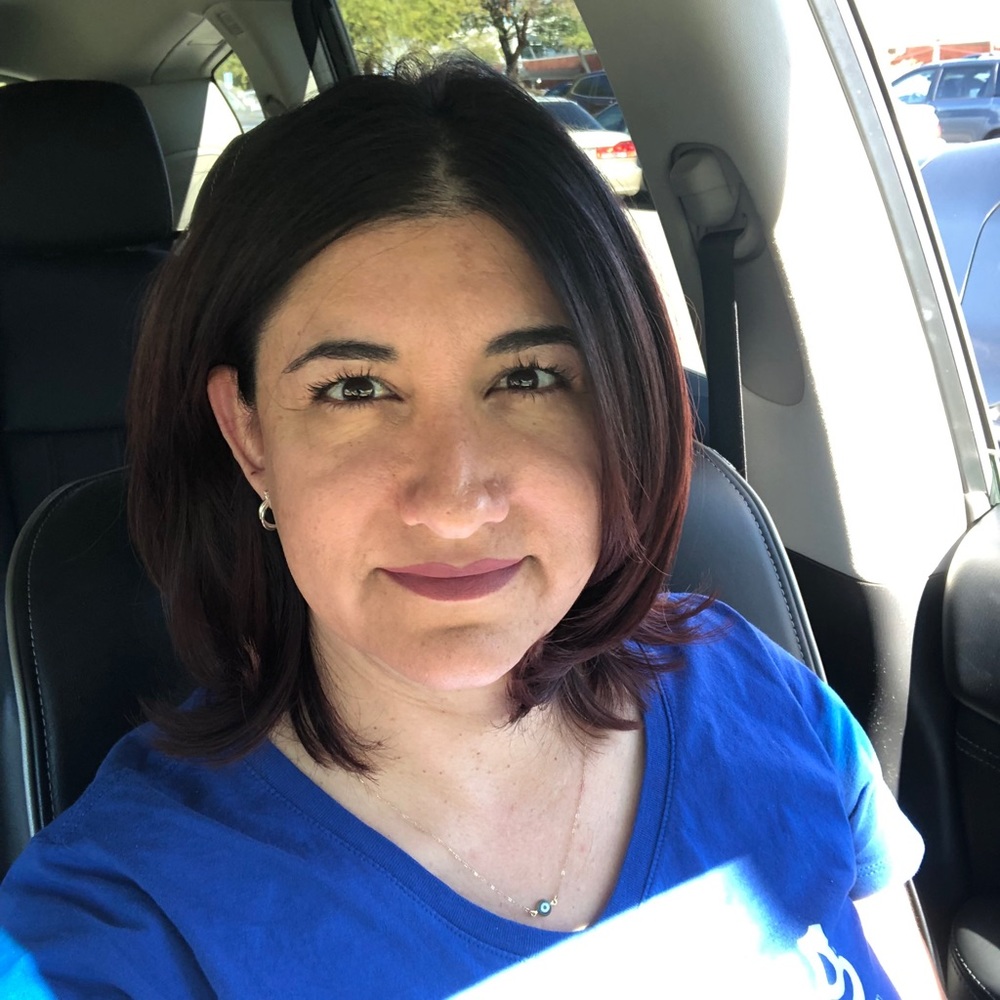 Meet your Posher, Monica